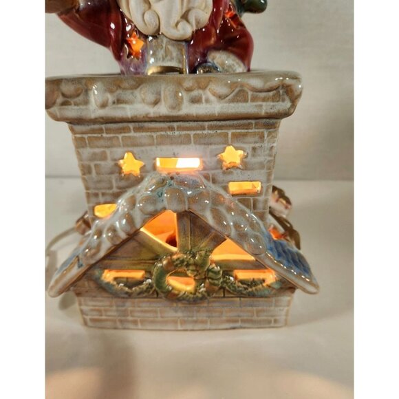 Elements Santa Going Down Chimney W/ Lantern Rooftop Ceramic Christmas Figurine - Picture 10 of 11